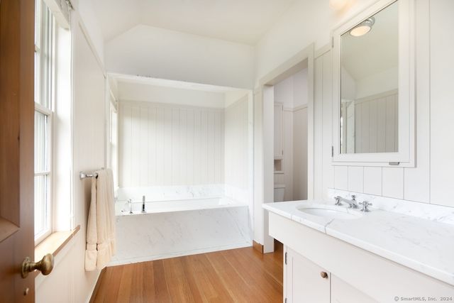 11 Valley Road, Salisbury, CT 06039