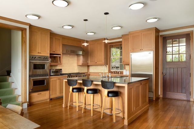 11 Valley Road, Salisbury, CT 06039