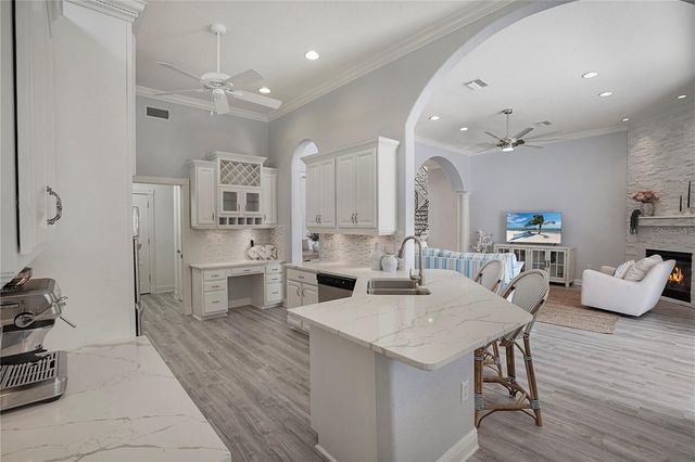 1650 ASSISI DRIVE 16, Sarasota, FL 34231