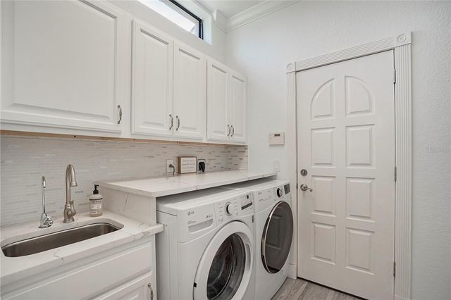 1650 ASSISI DRIVE 16, Sarasota, FL 34231