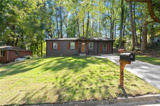805 Sandy Creek Drive NW, Atlanta, GA 30331