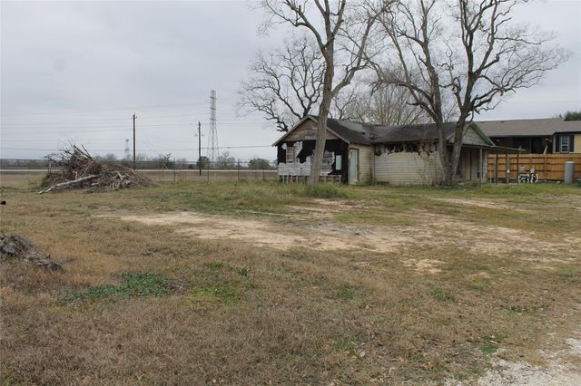 1111 Spur 529, Rosenberg, TX 77471