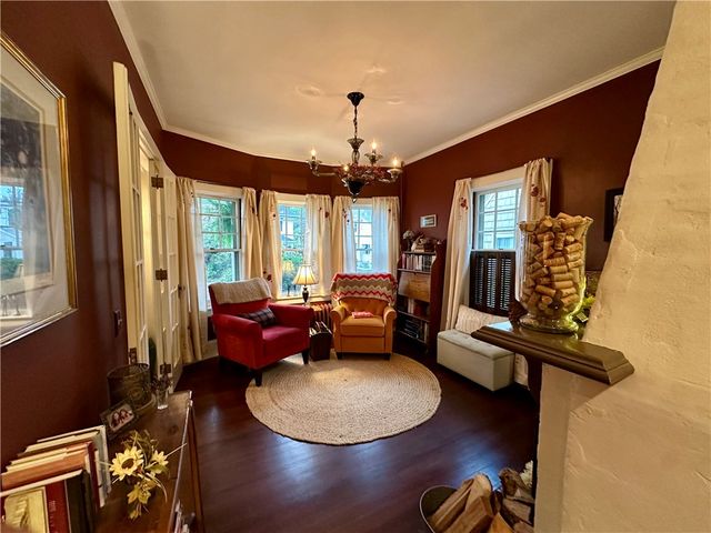 172 Bluff Avenue, Cranston, RI 02905