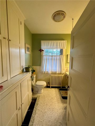 172 Bluff Avenue, Cranston, RI 02905