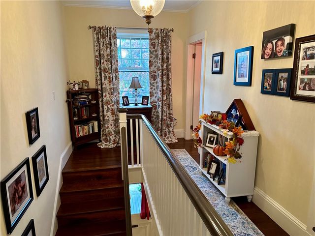 172 Bluff Avenue, Cranston, RI 02905