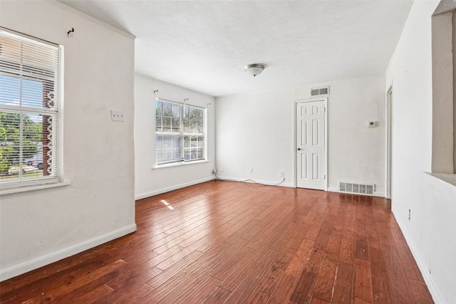 13905 Albemarle Drive, Farmers Branch, TX 75234