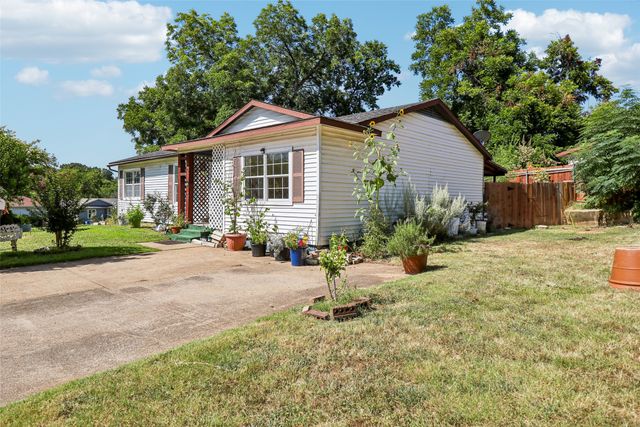 13905 Albemarle Drive, Farmers Branch, TX 75234