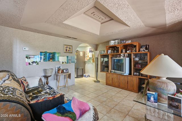 4702 E ALTA VISTA Road, Phoenix, AZ 85042