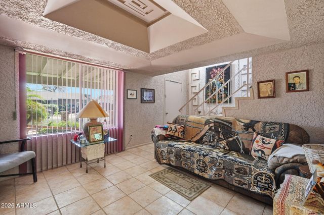 4702 E ALTA VISTA Road, Phoenix, AZ 85042
