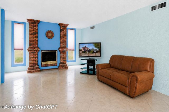 4702 E ALTA VISTA Road, Phoenix, AZ 85042