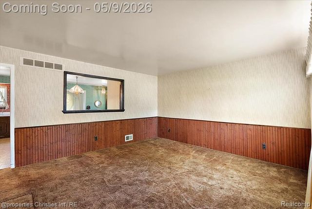 5894 Heyer Street, Romulus, MI 48174