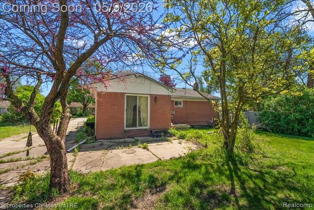 5894 Heyer Street, Romulus, MI 48174