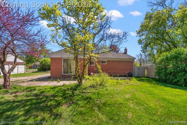 5894 Heyer Street, Romulus, MI 48174