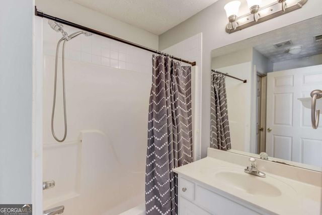 7208 Sunset Boulevard, Loganville, GA 30052