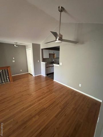 56543 Scotland Boulevard, Utica, MI 48316