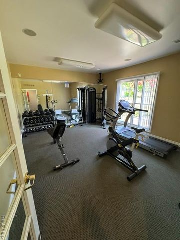 56543 Scotland Boulevard, Utica, MI 48316