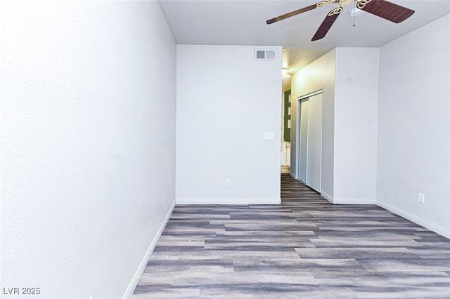 5751 East Hacienda Avenue 264, Las Vegas, NV 89122