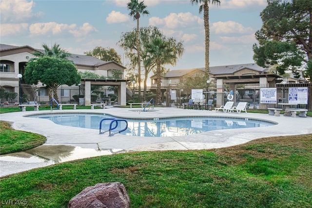 5751 East Hacienda Avenue 264, Las Vegas, NV 89122