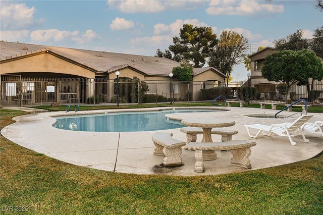 5751 East Hacienda Avenue 264, Las Vegas, NV 89122