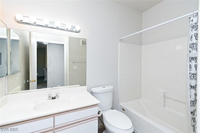 5751 East Hacienda Avenue 264, Las Vegas, NV 89122