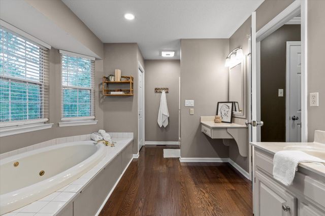 12424 Creek Hollow Lane, Soddy Daisy, TN 37379