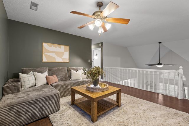 12424 Creek Hollow Lane, Soddy Daisy, TN 37379