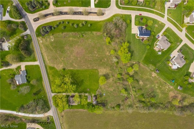 145 State Road, Hinckley, OH 44233