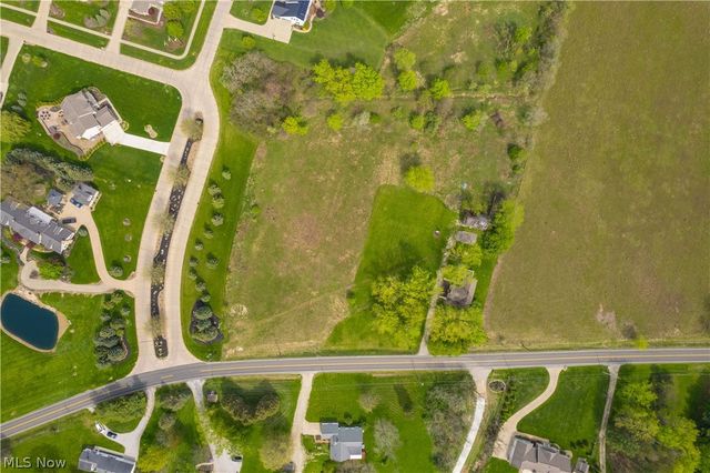 145 State Road, Hinckley, OH 44233