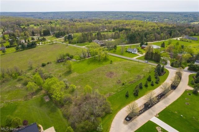 145 State Road, Hinckley, OH 44233
