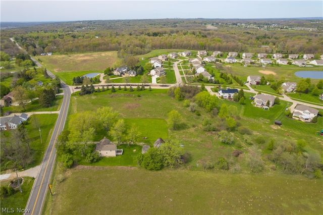 145 State Road, Hinckley, OH 44233