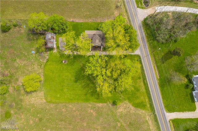 145 State Road, Hinckley, OH 44233