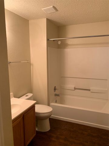 904 Valleybrook Drive, Lewisville, TX 75067