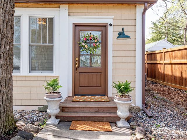 5434 Williston Road, Minnetonka, MN 55345