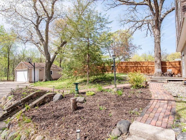 5434 Williston Road, Minnetonka, MN 55345