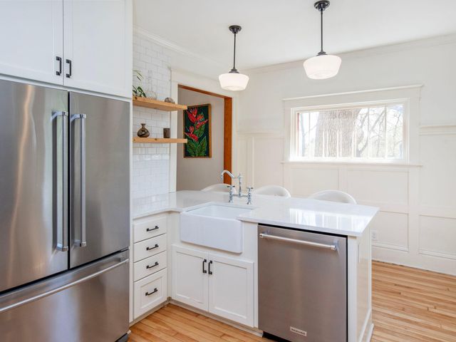 5434 Williston Road, Minnetonka, MN 55345