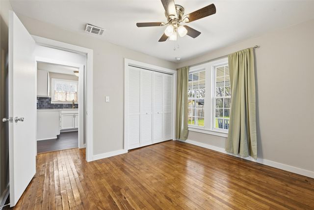 702 N Church Street, Decatur, TX 76234