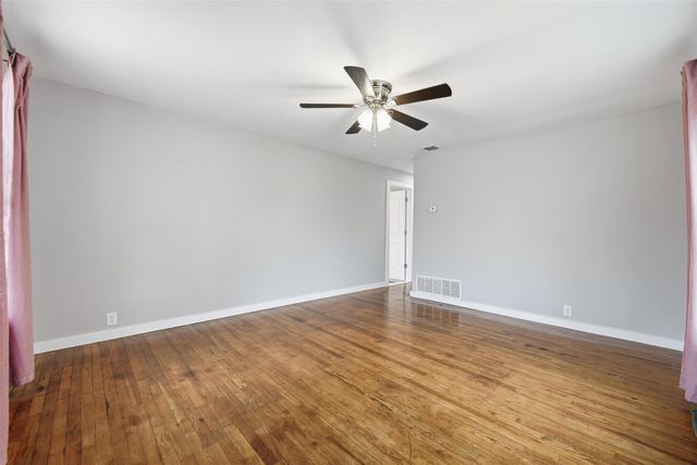 702 N Church Street, Decatur, TX 76234