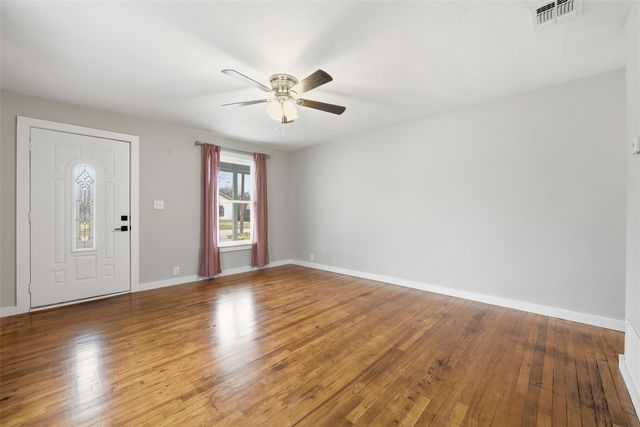 702 N Church Street, Decatur, TX 76234