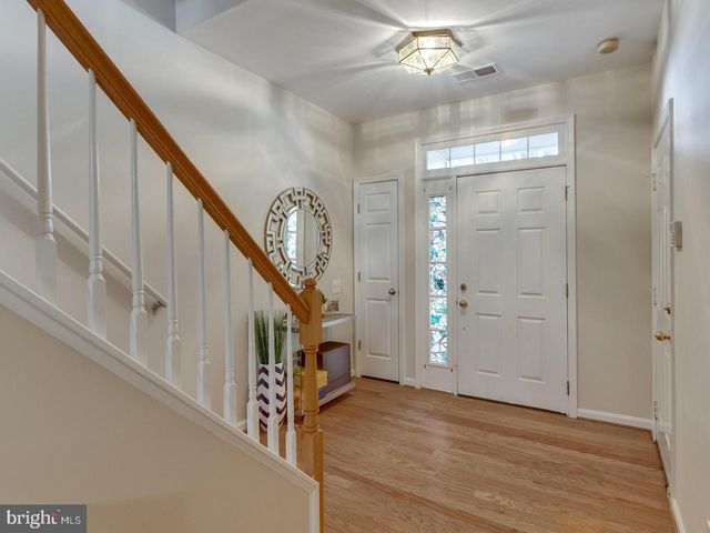 5127 BEAUREGARD ST, Alexandria, VA 22312