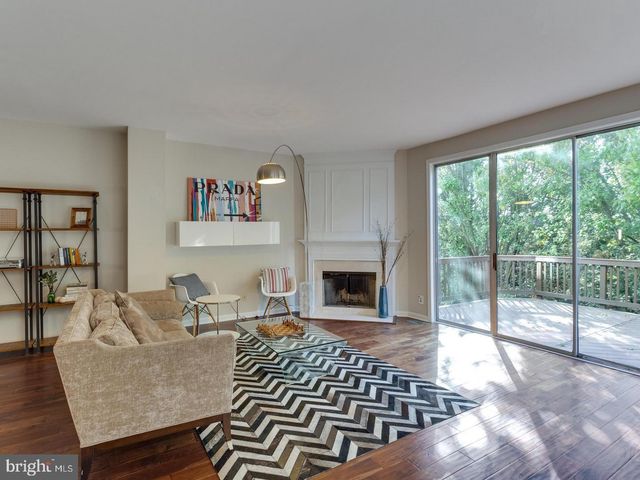 5127 BEAUREGARD ST, Alexandria, VA 22312
