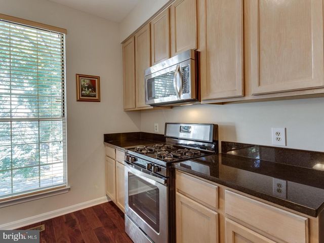 5127 BEAUREGARD ST, Alexandria, VA 22312