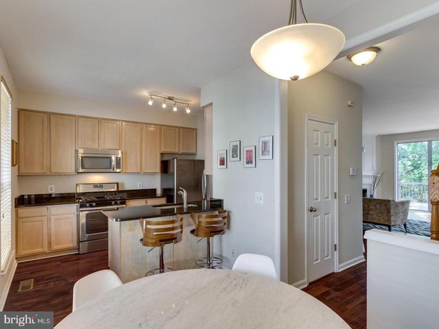 5127 BEAUREGARD ST, Alexandria, VA 22312
