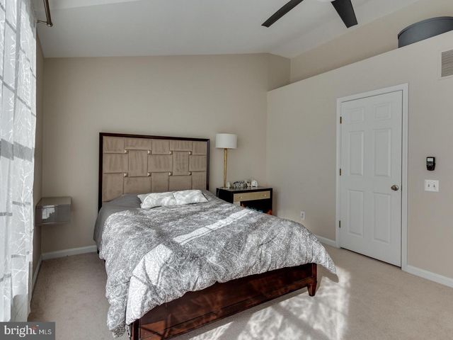 5127 BEAUREGARD ST, Alexandria, VA 22312