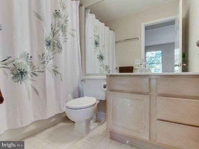 5127 BEAUREGARD ST, Alexandria, VA 22312