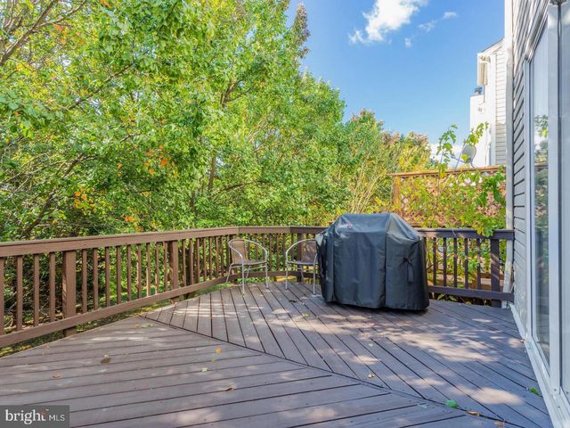 5127 BEAUREGARD ST, Alexandria, VA 22312