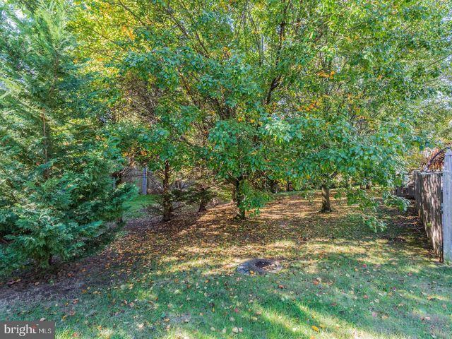5127 BEAUREGARD ST, Alexandria, VA 22312