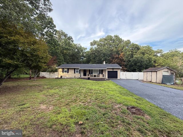 18 PENNSYLVANIA AVE, Dorothy, NJ 08317