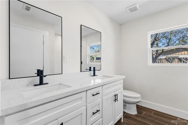 1913 Laurel Drive, Harlingen, TX 78550