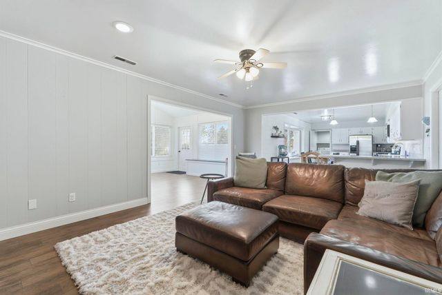 711 Wakefield Circle, Kendallville, IN 46755