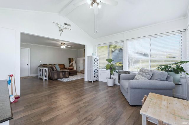 711 Wakefield Circle, Kendallville, IN 46755